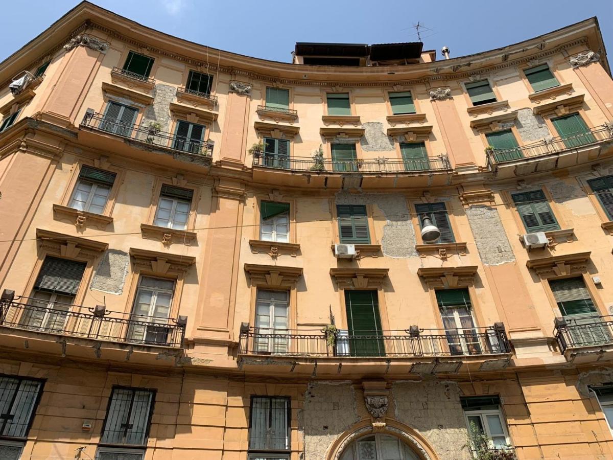 Vivi A Napoli Bed & Breakfast Luaran gambar