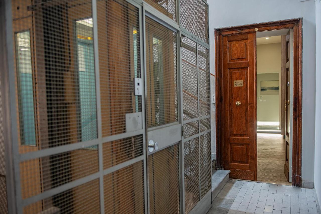 Vivi A Napoli Bed & Breakfast Luaran gambar